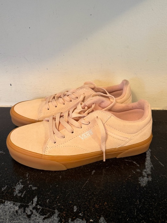 Vans Shoes - Vans Women's Sz 7.5 Seldan Shoes Translucent Gum Peach Blush Soft Suede Sneakers